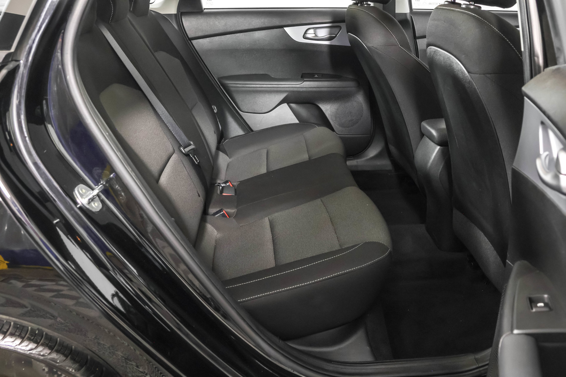 Used 2023 Kia Forte LXS w/ LXS Technology Package FWD image 39