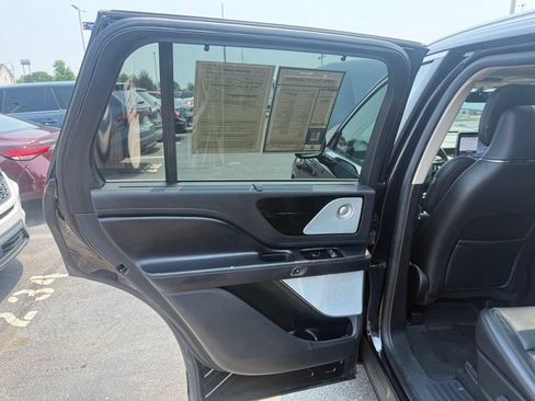 Used 2022 Lincoln Aviator Grand Touring w/ Equipment Group 301A AWD/4WD image 39