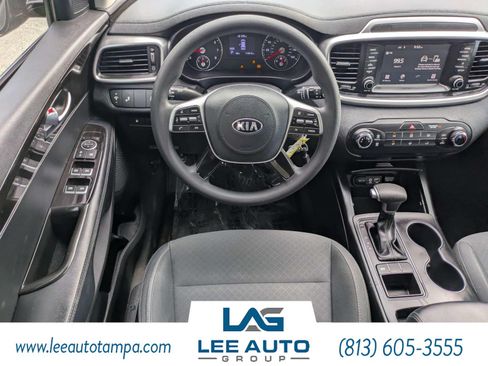 Used 2020 Kia Sorento LX FWD image 14