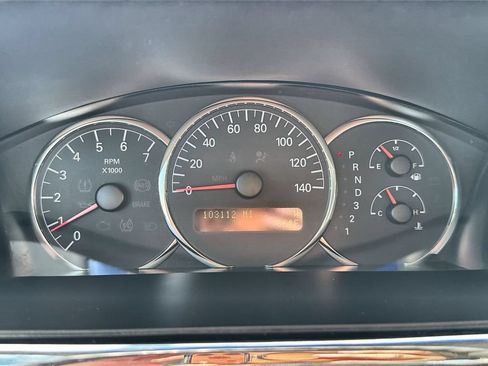 Used 2007 Buick LaCrosse CXL w/ Driver Confidence Package FWD image 10