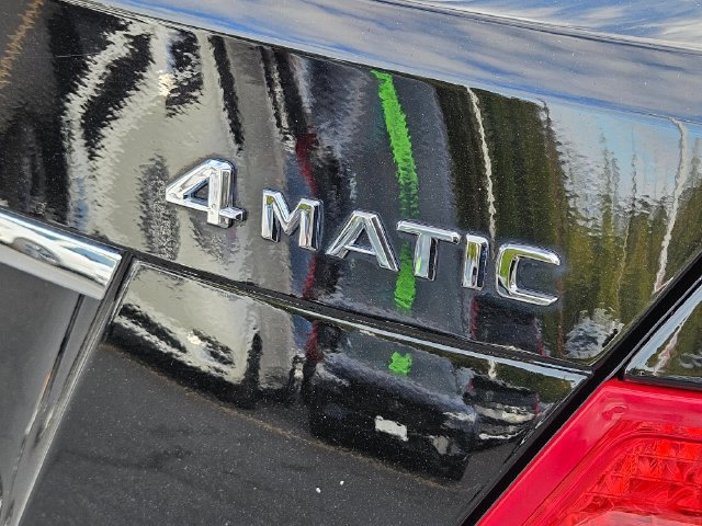 Used 2011 Mercedes-Benz C 300 4MATIC Sedan image 10