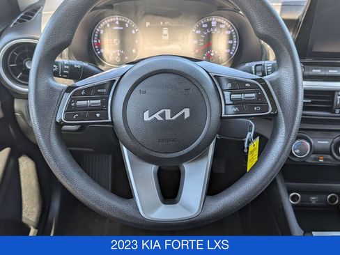Used 2023 Kia Forte LXS FWD image 17