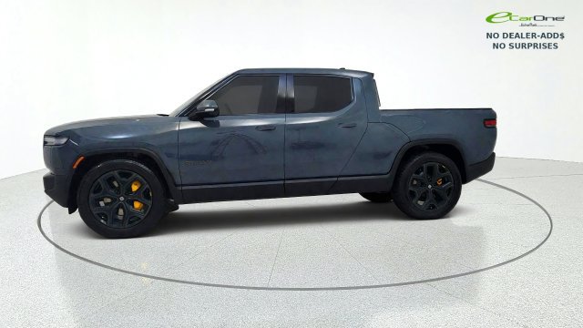Used 2026 Rivian R1T Premium Tri AWD/4WD image 4