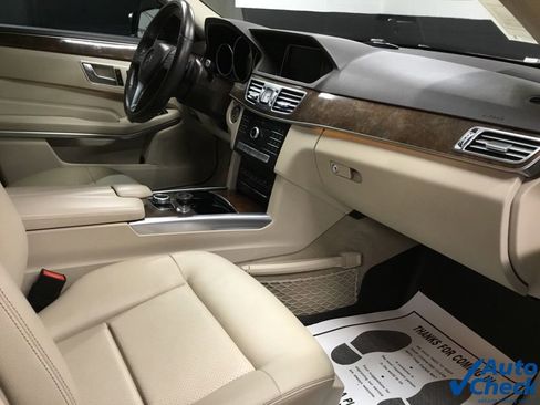 Used 2016 Mercedes-Benz E 350 4MATIC Sedan image 36