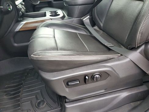 Used 2020 Chevrolet Silverado 2500 High Country image 15