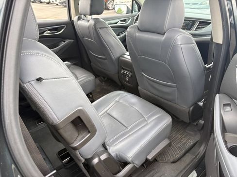 Used 2019 Buick Enclave Essence AWD/4WD image 7