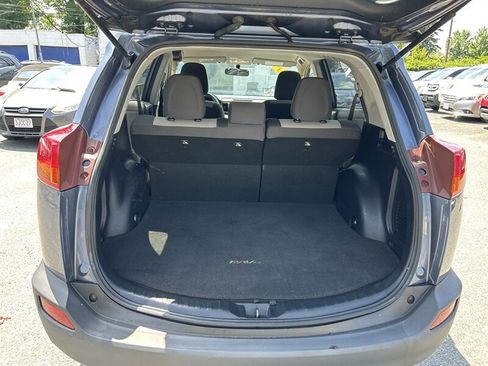 Used 2013 Toyota RAV4 LE AWD/4WD image 8