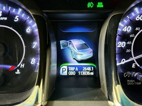 Used 2013 Toyota Avalon Limited image 12