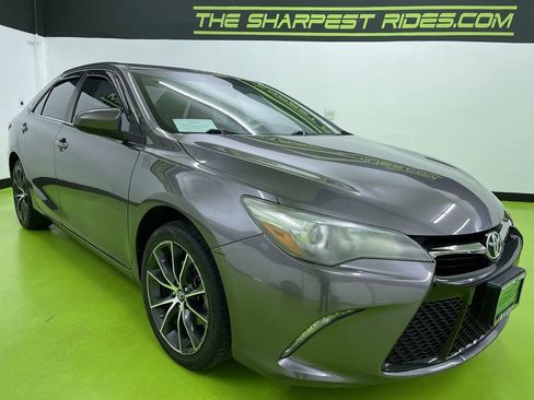 Used 2016 Toyota Camry XSE image 2