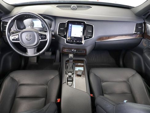 Used 2016 Volvo XC90 T6 Momentum AWD/4WD image 16