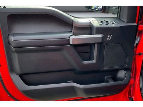 Used 2016 Ford F150 XLT w/ Equipment Group 302A Luxury image 23