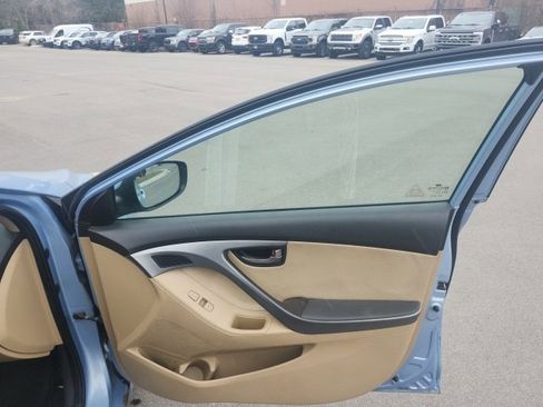 Used 2011 Hyundai Elantra GLS w/ Preferred Equipment Pkg 3 image 10