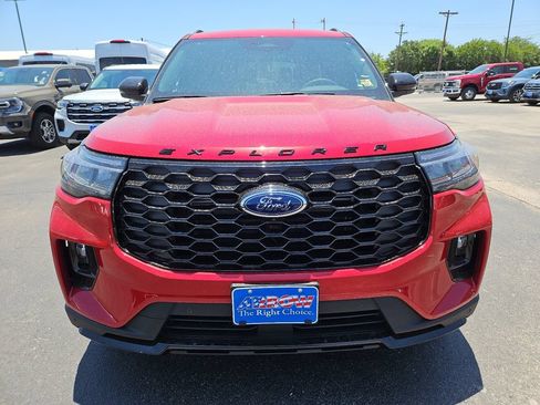 New 2026 Ford Explorer ST-Line w/ ST-Line Street Pack RWD image 3