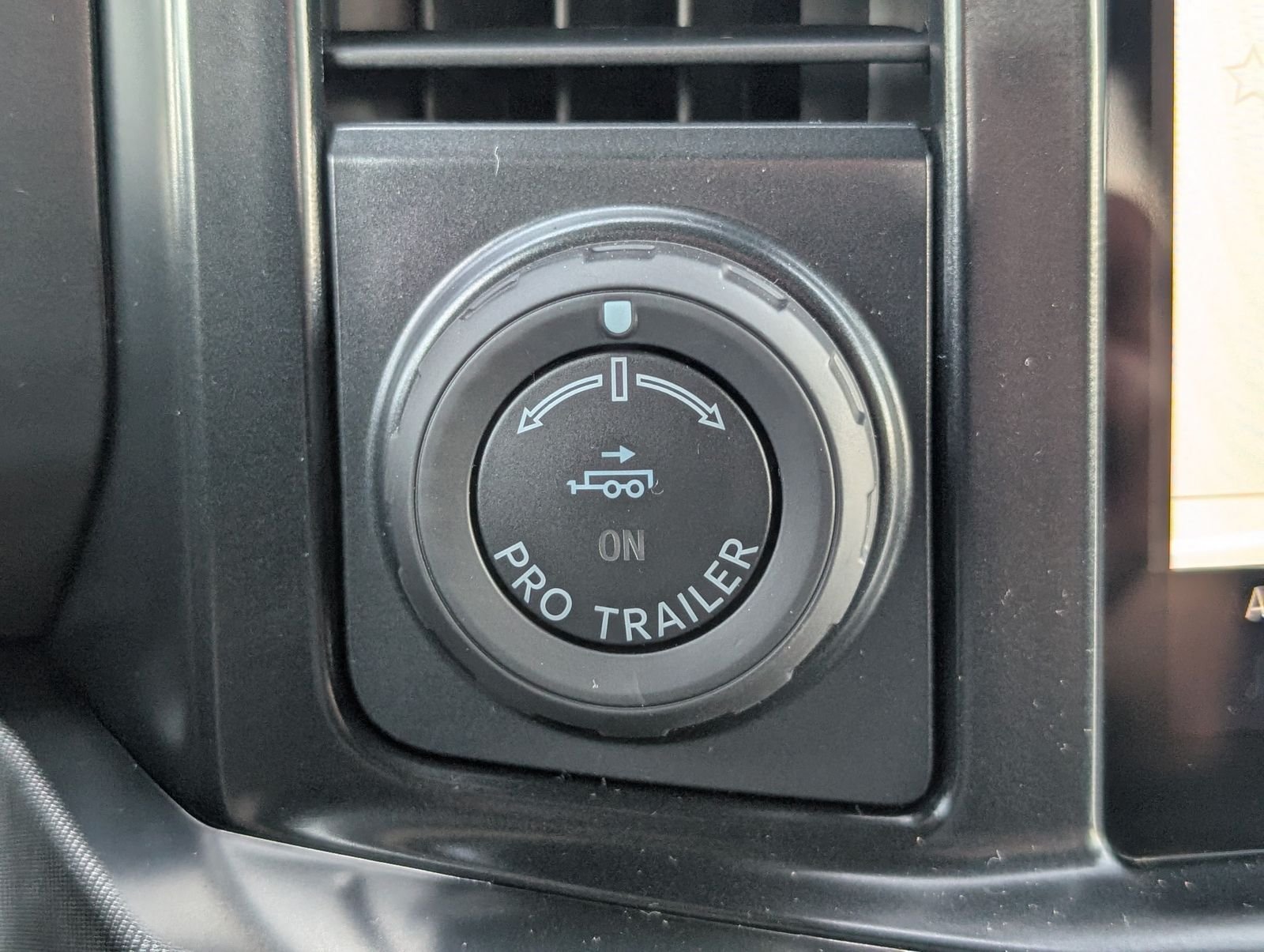 New 2027 Ford F250 Platinum AWD/4WD image 24