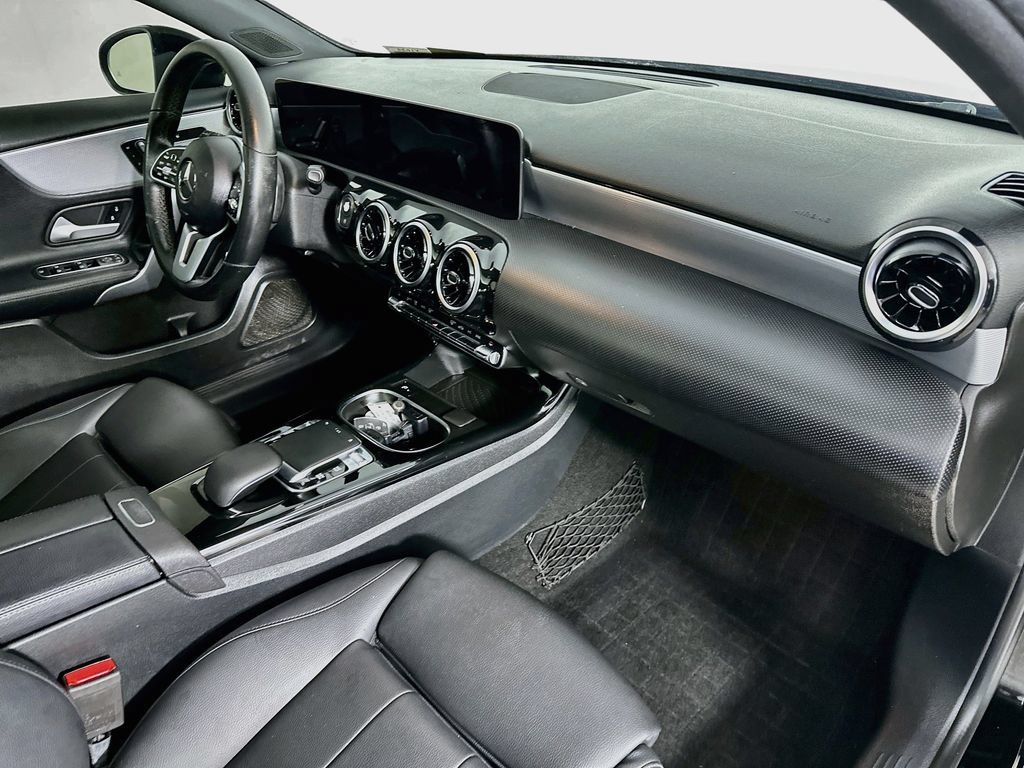 Used 2019 Mercedes-Benz A 220 w/ Premium Package image 30