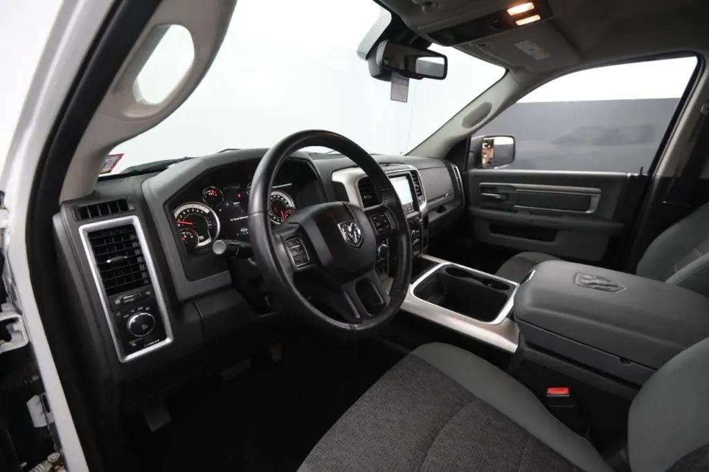 Used 2018 RAM 1500 Big Horn AWD/4WD image 39