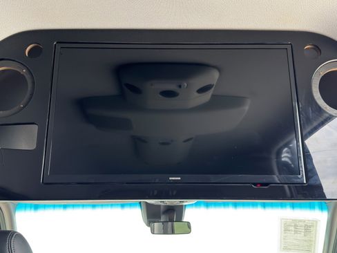 Used 2018 Mercedes-Benz Sprinter 2500 image 23