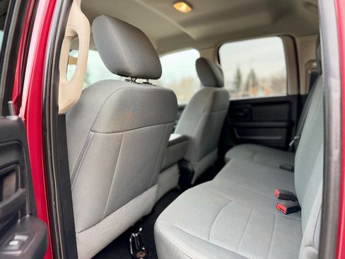 Used 2014 RAM 1500 Express AWD/4WD image 12
