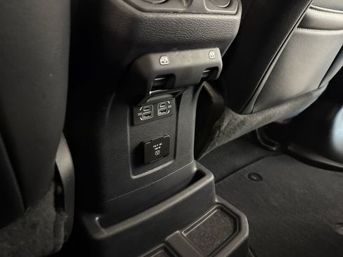 Used 2021 Jeep Wrangler Unlimited Sahara w/ Cold Weather Group image 34