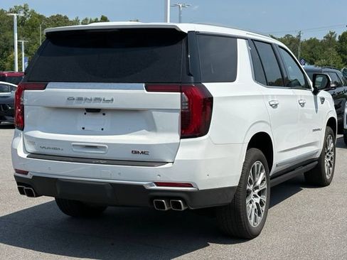 Used 2026 GMC Yukon Denali w/ Denali Reserve Package AWD/4WD image 5