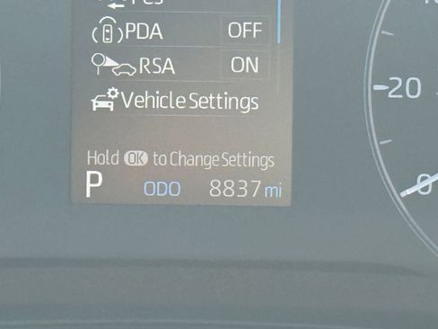 Certified 2025 Toyota Corolla SE image 21