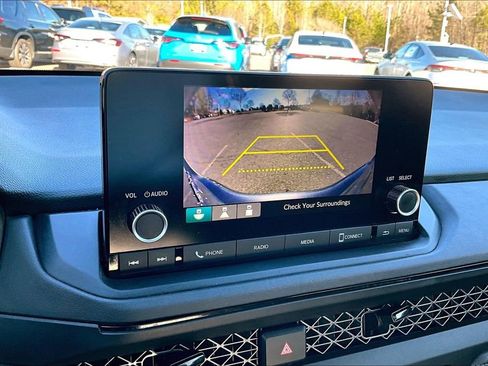 Used 2025 Honda Accord LX image 12