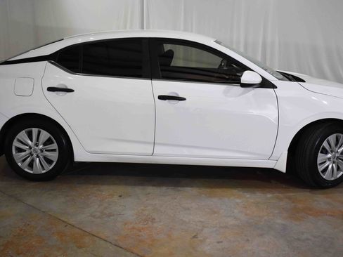 Used 2024 Nissan Sentra S image 10