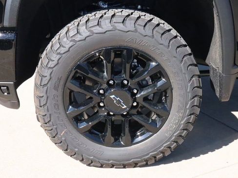 New 2026 Chevrolet Silverado 2500 LT w/ Trail Boss Package image 17