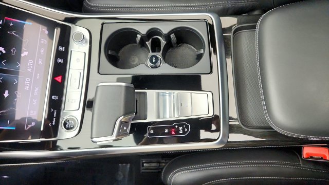 Used 2025 Audi Q7 3.0T Prestige w/ Prestige Package AWD/4WD image 71