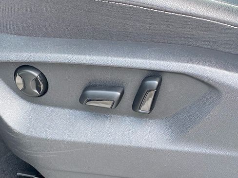 Certified 2026 Volkswagen Atlas SE AWD/4WD image 12