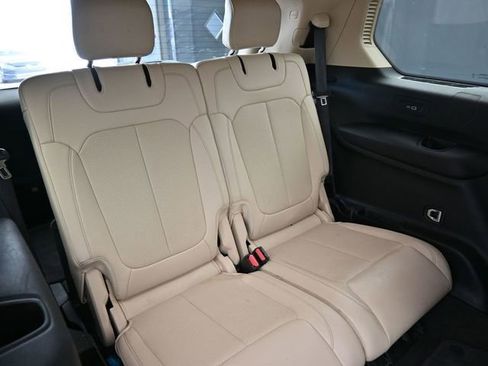 Used 2021 Jeep Grand Cherokee L Limited w/ Luxury Tech Group II image 40