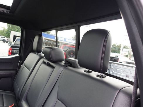 Used 2025 Ford F150 Lariat AWD/4WD image 25