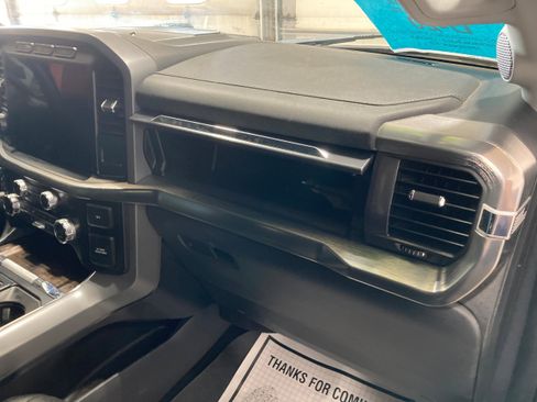 Used 2021 Ford F150 Lariat image 5