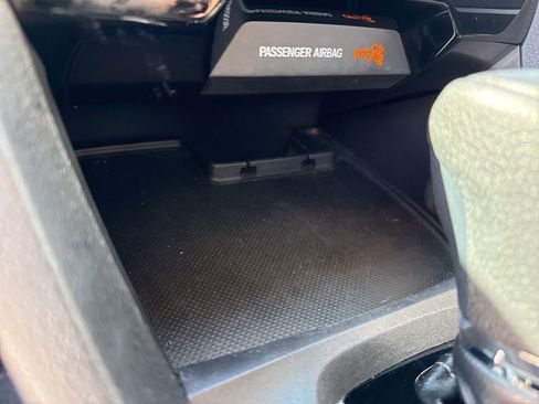 Used 2018 Honda Civic EX image 10