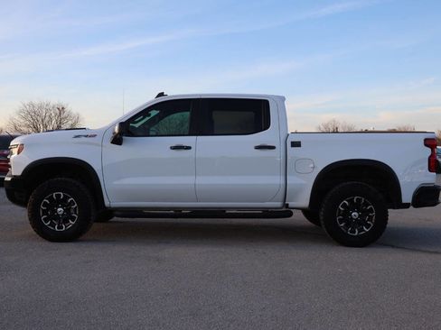 Used 2025 Chevrolet Silverado 1500 ZR2 w/ Technology Package image 8