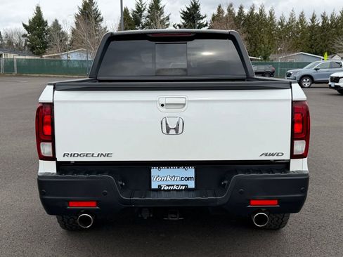 Used 2022 Honda Ridgeline Black Edition image 7