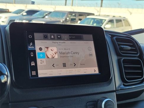 Used 2025 RAM ProMaster 1500 w/ Convenience Group image 9