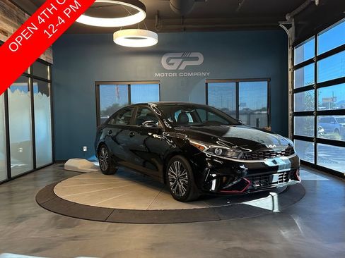 Used 2023 Kia Forte GT-Line w/ GT-Line Premium Package FWD image 1