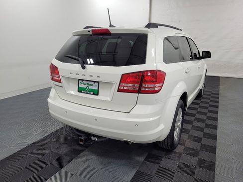 Used 2020 Dodge Journey SE w/ SE Popular Equipment Group image 9