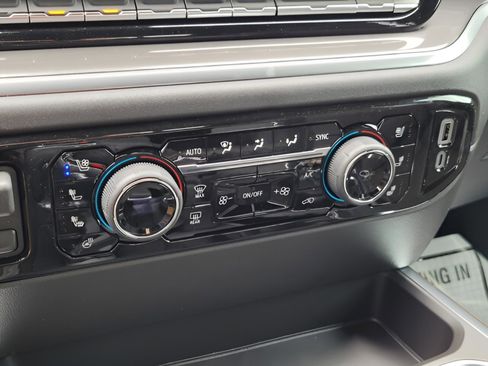 New 2026 Chevrolet Silverado 1500 High Country w/ High Country Premium Package image 26