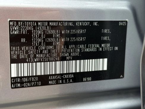 Used 2025 Toyota RAV4 LE AWD/4WD image 27