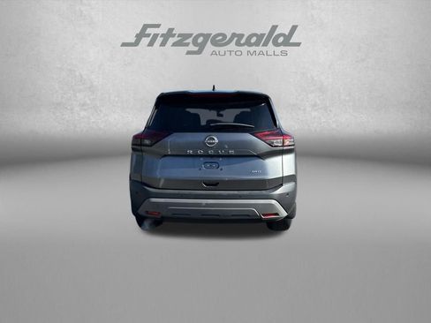 Used 2023 Nissan Rogue S image 6