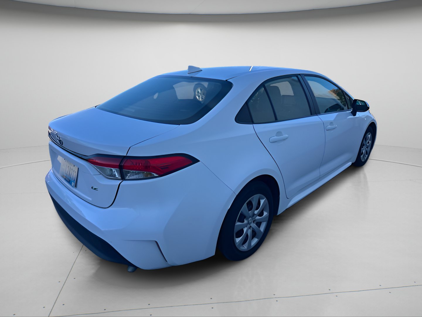 Used 2024 Toyota Corolla LE FWD image 6