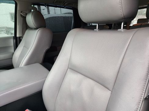 Used 2012 Toyota Sequoia Platinum image 22