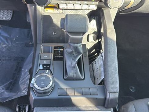 Used 2024 Toyota Tacoma SR5 w/ SR5 Upgrade Package image 24