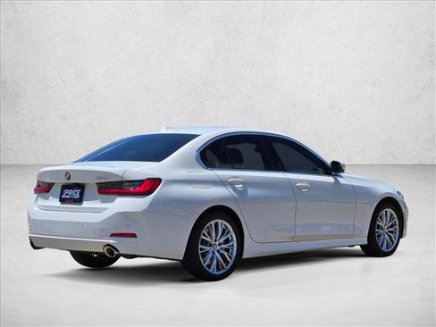 Used 2024 BMW 330i Sedan w/ Convenience Package RWD image 5