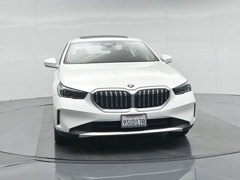 Used 2025 BMW 530i xDrive w/ Premium Package image 58