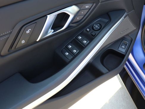 Used 2024 BMW M3 Competition w/ Executive Package image 17