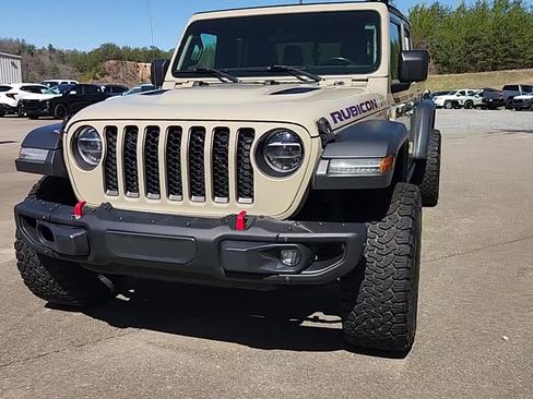 Used 2020 Jeep Gladiator Rubicon image 3