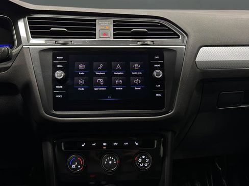 Used 2024 Volkswagen Tiguan S image 26